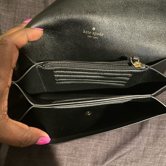 Kate Spade wallet - Picture 5 of 9
